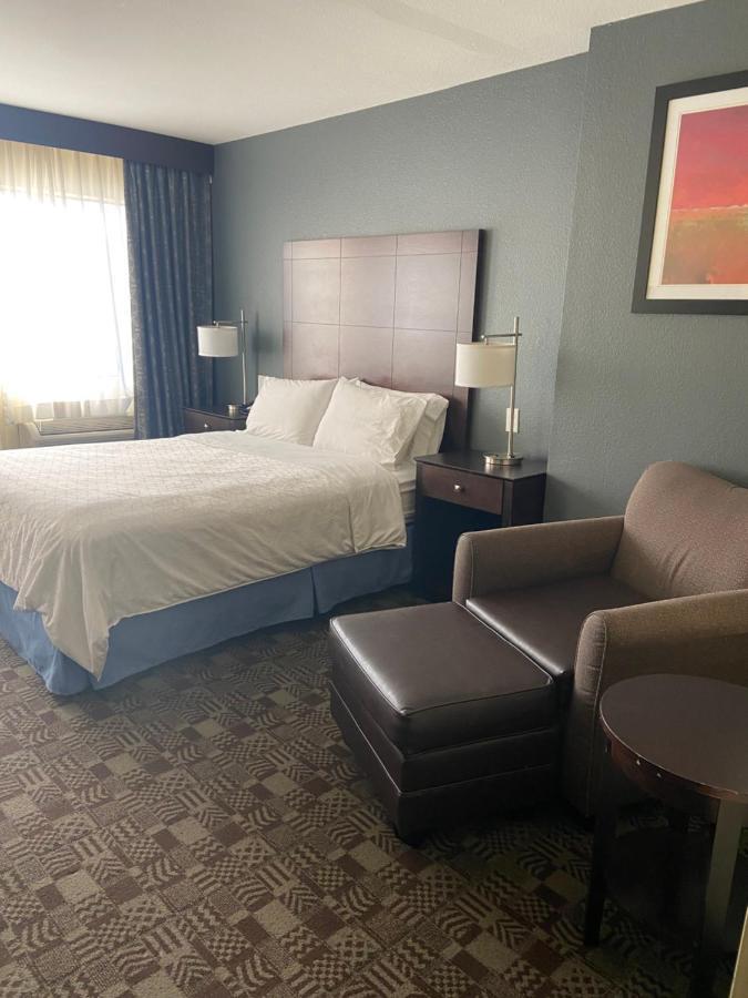 Holiday Inn Express Hotel & Suites Solana Beach-Del Mar By Ihg Exterior photo