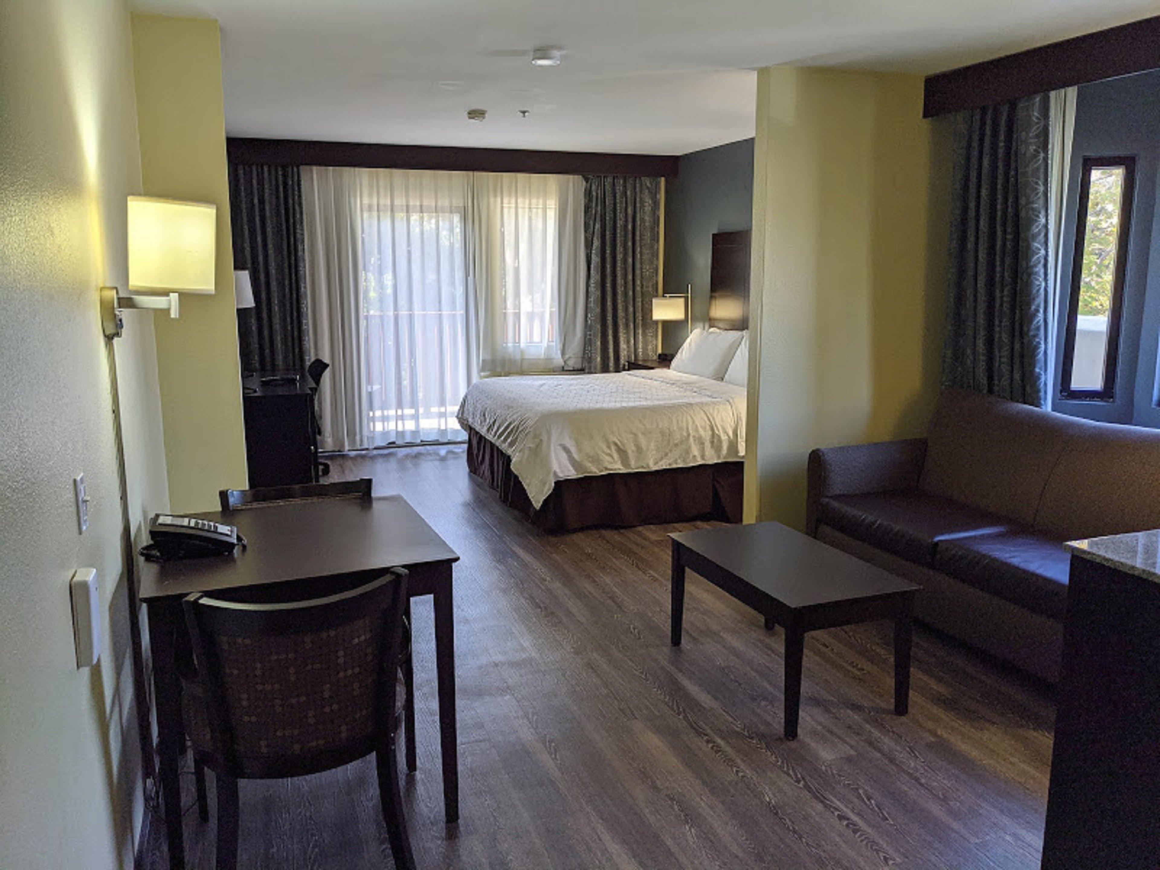 Holiday Inn Express Hotel & Suites Solana Beach-Del Mar By Ihg Exterior photo