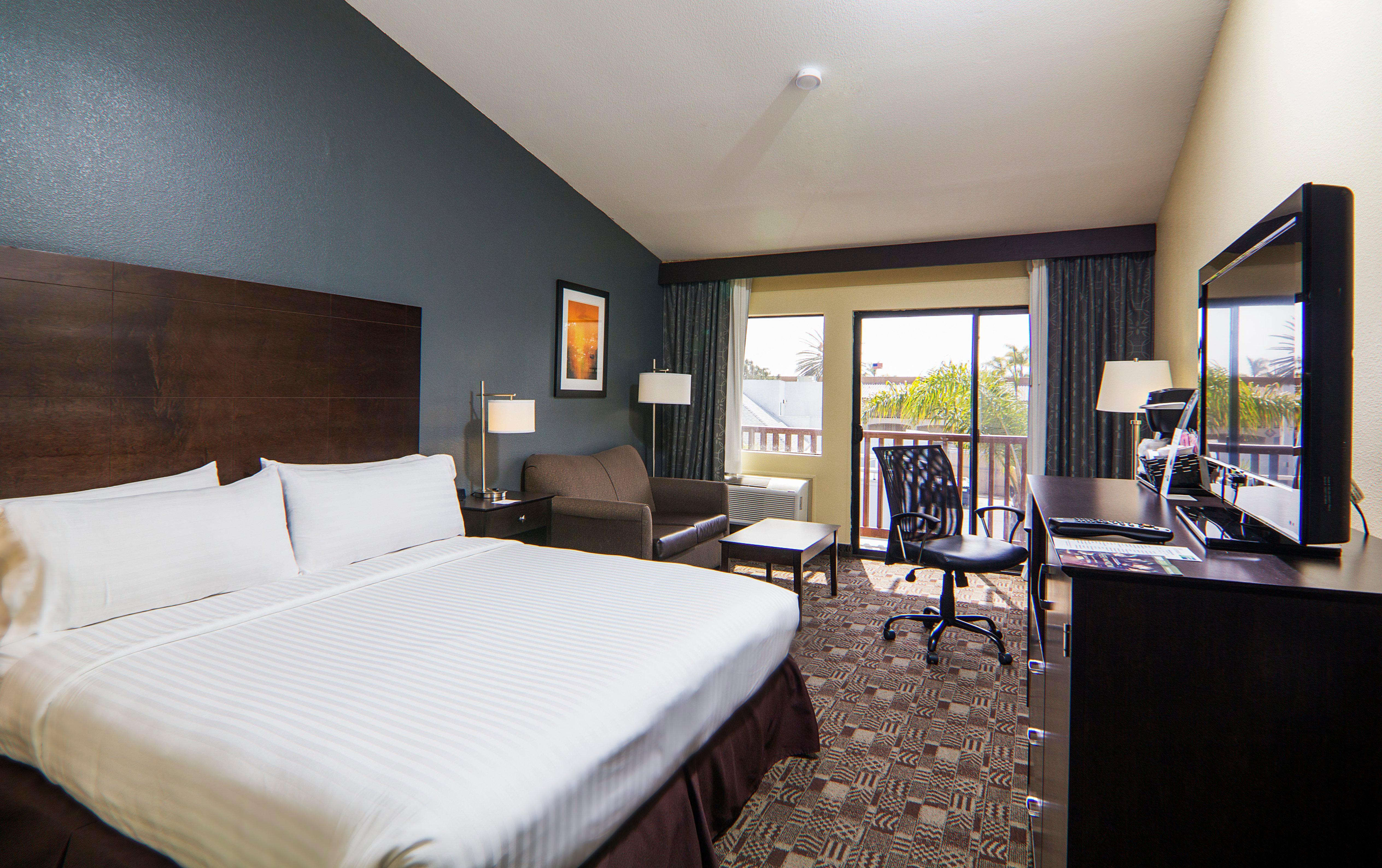 Holiday Inn Express Hotel & Suites Solana Beach-Del Mar By Ihg Exterior photo
